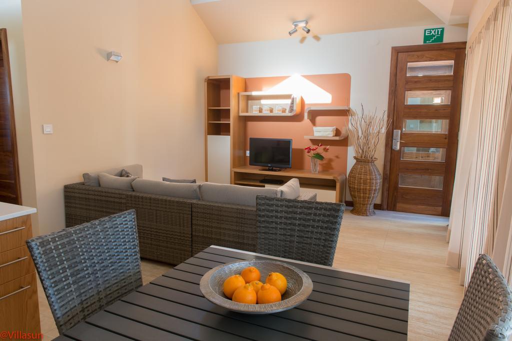 Villasun Luxury Apartments & Villas Flic en Flac Ngoại thất bức ảnh
